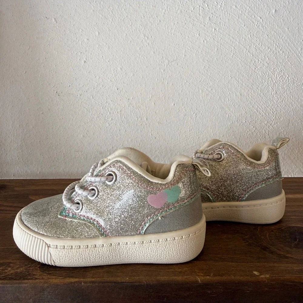 Carter's Glitter Toddler Sneakers Size 4 Silver Hearts Bungee Lace Up Shoes